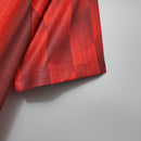 camisa-manchester-united-diabos-vermelhos-home-titular-1-1996-97-umbro-retro-masculina-masculino-sharp-vermelha-vermelho-cantona-david-beckham-giggs