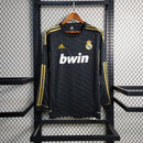 camisa-manga-longa-comprida-real-madrid-madri-away-reserva-2-2011-12-adidas-bwin-retro-vintage-masculina-masculino-dourado-dourada-dorado-dorada-preto-preta-cr7-cristiano-ronaldo-higuain-kaka-di-maria-xabi-alonso-ozil-sergio-ramos-marcelo-khedira
