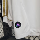 camisa-manga-longa-comprida-real-madrid-madri-home-titular-1-2011-12-adidas-bwin-retro-vintage-masculina-masculino-dourado-dourada-dorado-dorada-branca-branco-cr7-cristiano-ronaldo-higuain-kaka-di-maria-xabi-alonso-ozil-sergio-ramos-marcelo-khedira
