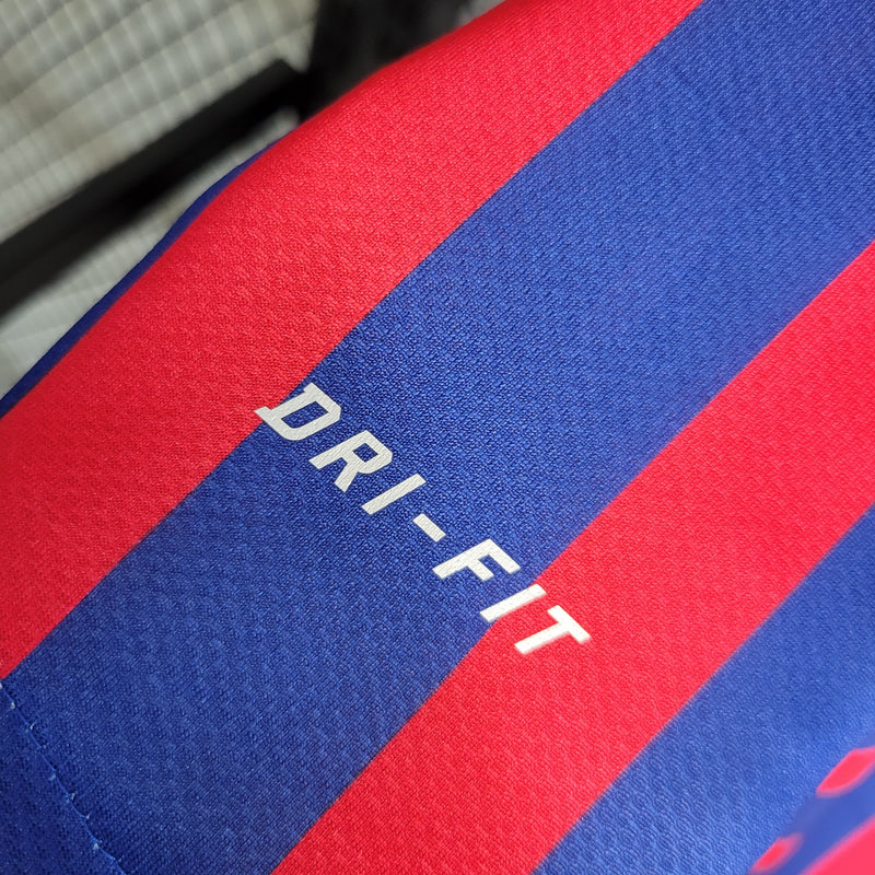 camisa-manga-longa-masculina-barcelona-barca-home-titular-1-2011-12-nike-retro-azul-vermelho-vermelha-qatar-foundation-fcb-messi-neymar-iniesta-xavi
