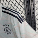 camisa-masculina-adidas-ajax-away-reserva-2-2023-24-torcedor-preta-preto-branco-branca-amsterdam-ziggo
