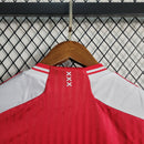camisa-masculina-adidas-ajax-home-titular-1-2023-24-torcedor-vermelha-vermelho-branco-branca-amsterdam-ziggo
