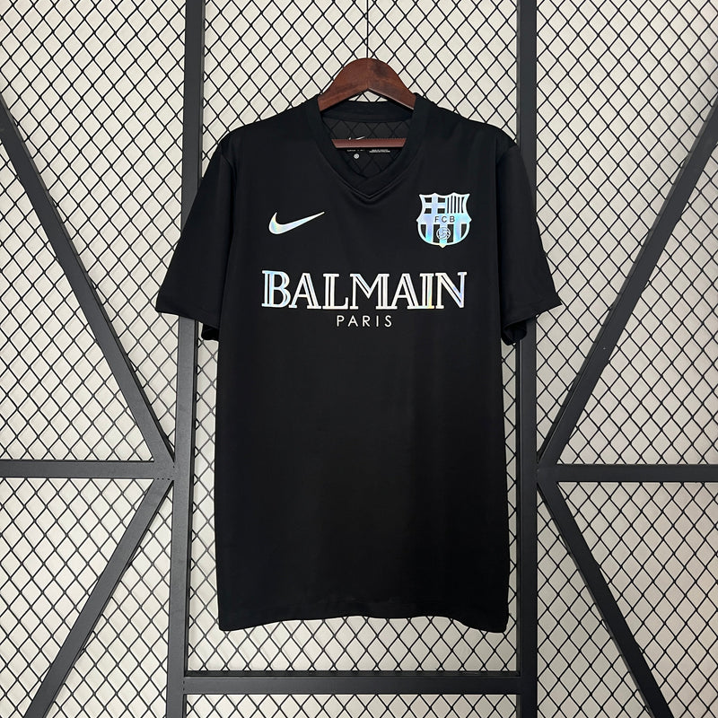 camisa-masculina-barcelona-barca-2023-24-nike-torcedor-preto-preta-prata-refletivel-balmain-paris-unicef-fcb-messi-neymar-suarez
