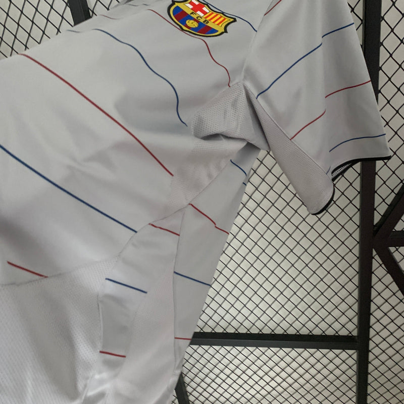 camisa-masculina-barcelona-barca-away-reserva-2-2003-04-nike-retro-cinza-preta-preto-fcb-messi-neymar-ronaldinho