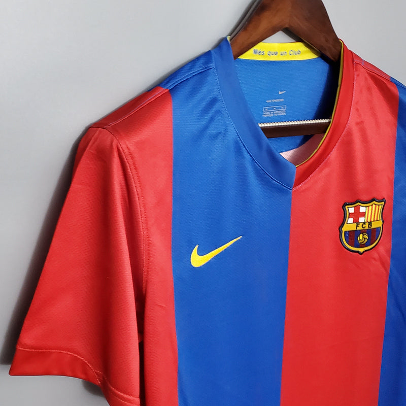 camisa-masculina-barcelona-barca-home-titular-1-2006-07-nike-retro-azul-vermelho-vermelha-fcb-lionel-messi-ronaldinho
