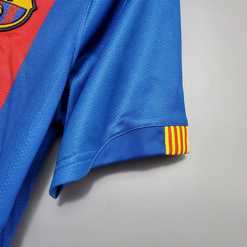 camisa-masculina-barcelona-barca-home-titular-1-2006-07-nike-retro-azul-vermelho-vermelha-fcb-lionel-messi-ronaldinho
