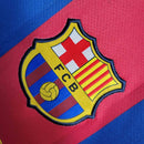camisa-masculina-barcelona-barca-home-titular-1-2010-11-nike-retro-azul-vermelho-vermelha-amarela-amarelo-unicef-fcb-messi-ronaldinho-xavi-iniesta-pique-puyol
