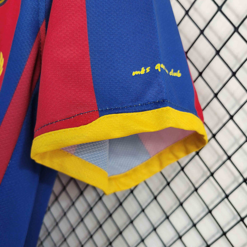 camisa-masculina-barcelona-barca-home-titular-1-2010-11-nike-retro-azul-vermelho-vermelha-amarela-amarelo-unicef-fcb-messi-ronaldinho-xavi-iniesta-pique-puyol

