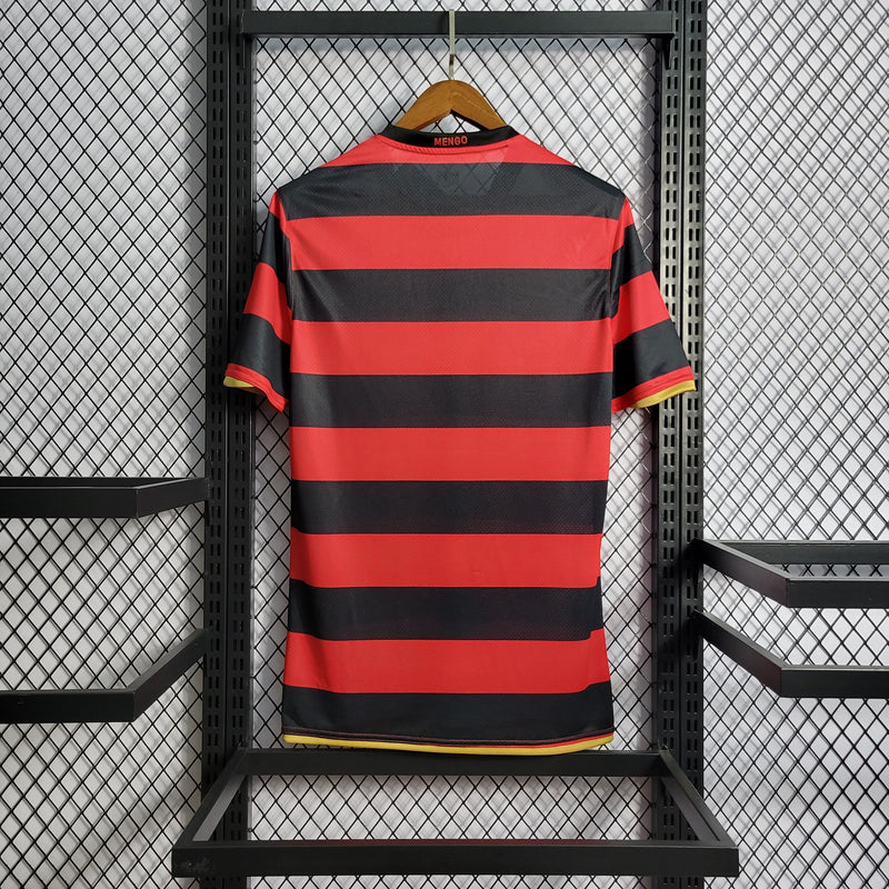 camisa-masculina-fla-flamengo-mengo-mengao-home-titular-1-2008-09-nike-retro-preto-preta-vermelha-vermelho-dorado-dorada-dourada-dourado-adriano-imperador
