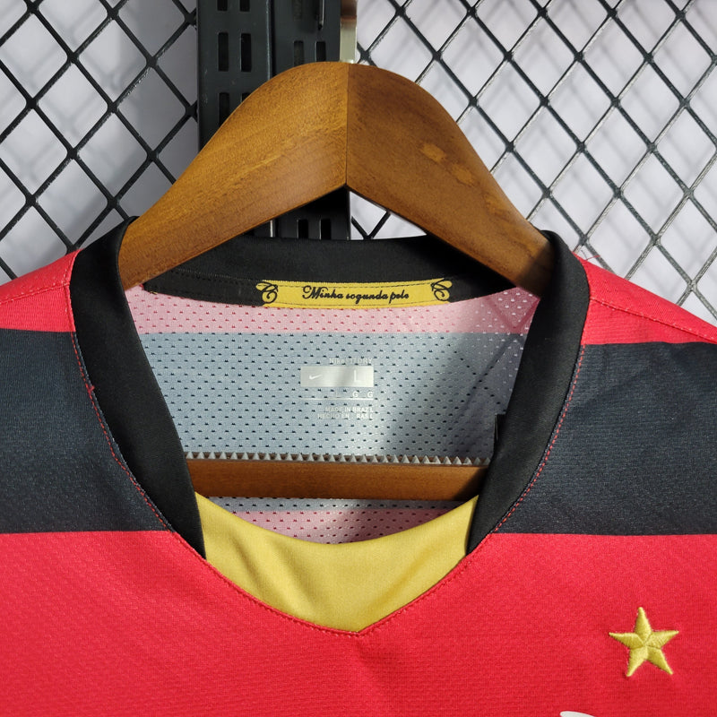 camisa-masculina-fla-flamengo-mengo-mengao-home-titular-1-2008-09-nike-retro-preto-preta-vermelha-vermelho-dorado-dorada-dourada-dourado-adriano-imperador
