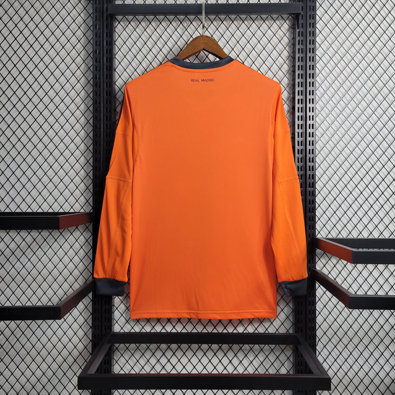 camisa-masculina-manga-longa-away-reserva-2-real-madrid-madri-2013-14-adidas-retro-preto-preta-ronaldo-cr7-bale-kroos-benzema-fly-emirates-laranja-gola-v