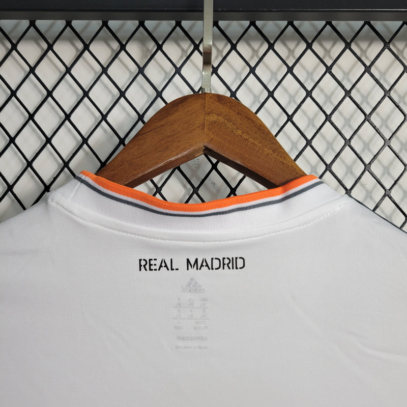 camisa-masculina-manga-longa-home-titular-1-real-madrid-madri-2013-14-adidas-retro-branco-branca-preto-preta-ronaldo-cr7-fly-emirates-laranja