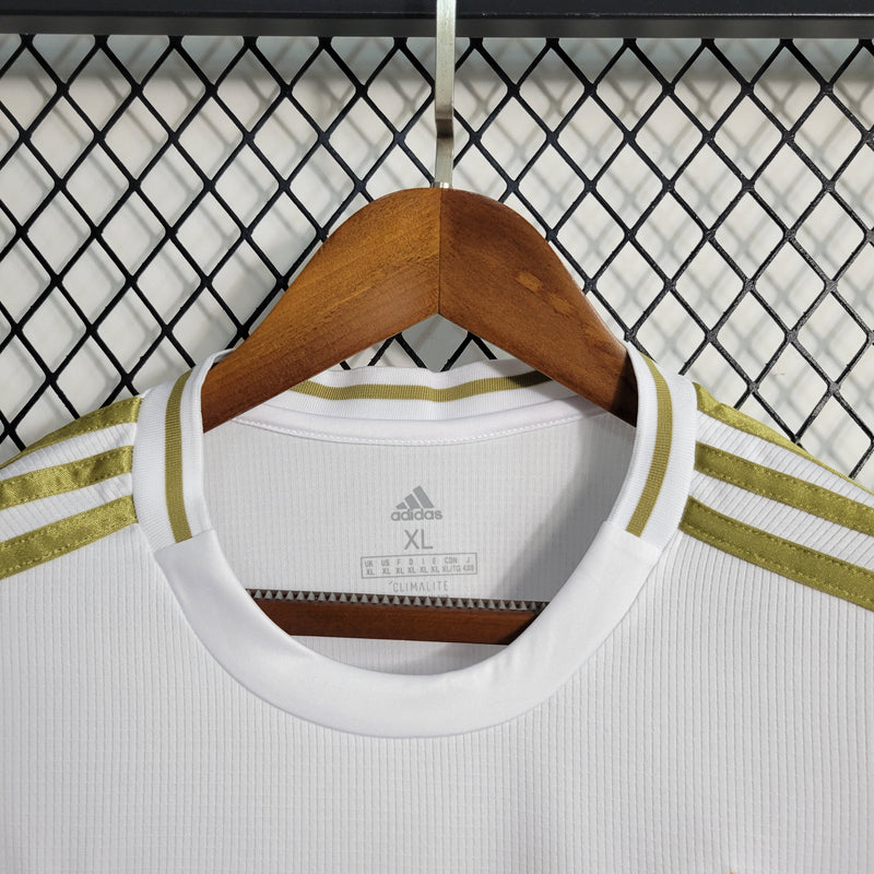 camisa-masculina-manga-longa-real-madrid-madri-home-titular-1-2019-20-adidas-retro-dourado-dourada-dorada-dorado-branca-branco-ronaldo-kroos-vini-jr-hazard-cr7-fly-emirates