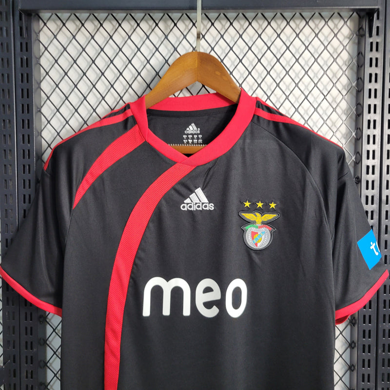 camisa-masculina-masculino-benfica-away-reserva-2
-2009-10-adidas-retro-preto-preta-vermelha-vermelho-meo-di-maria

