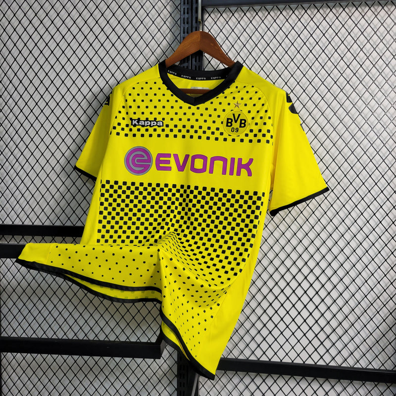 camisa-masculina-masculino-bvb-borussia-dortmund-home-titular-1-2011-12-kappa-retro-amarelo-amarela-preto-preta-evonik-reus-lewandowski
