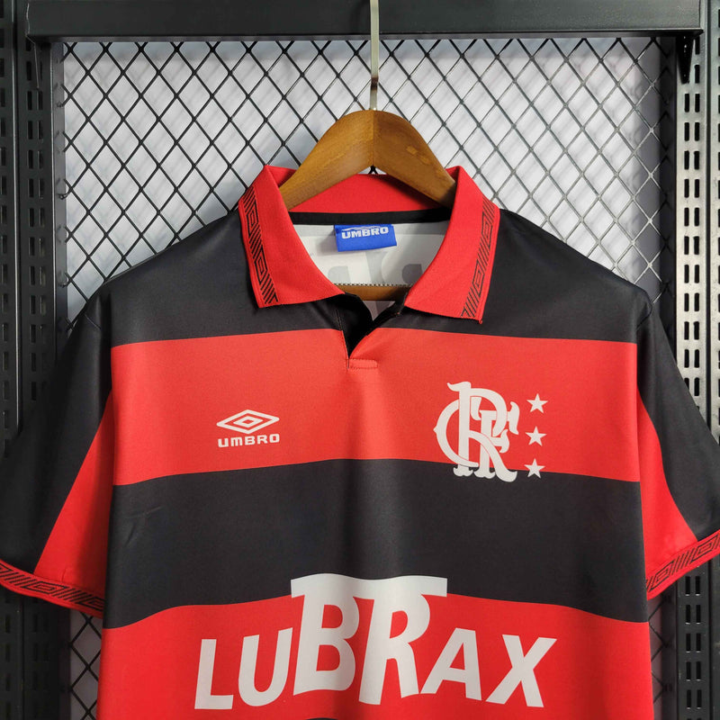 camisa-masculina-masculino-flamengo-mengo-fla-home-titular-1-1992-93-umbro-retro-preto-preta-vermelha-vermelho-lubrax
