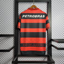 camisa-masculina-masculino-flamengo-mengo-fla-home-titular-1-1995-umbro-retro-preto-preta-vermelha-vermelho-br-lubrax-petrobras
