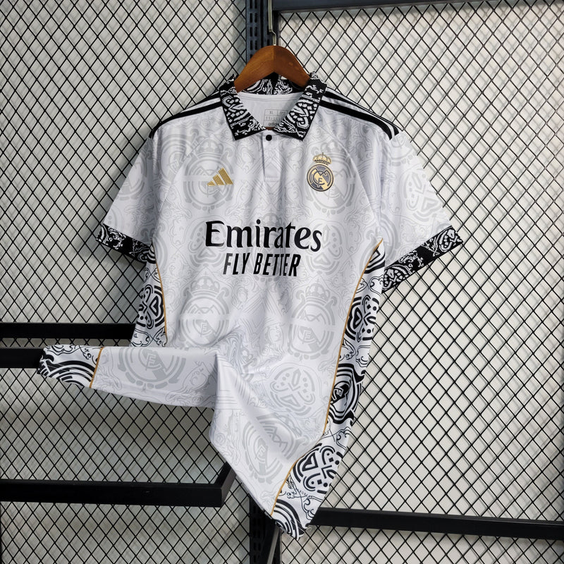 camisa-masculina-real-madrid-madri-2023-24-torcedor-preto-preta-branco-branca-ronaldo-cr7-kroos-vini-jr-fly-emirates
