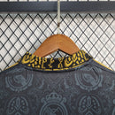 camisa-masculina-real-madrid-madri-2023-24-torcedor-preto-preto-dorada-dorado-dourada-dourado-ronaldo-cr7-kroos-vini-jr-fly-emirates