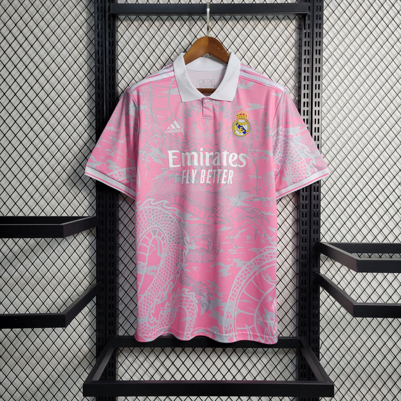 camisa-masculina-real-madrid-madri-2023-24-torcedor-rosa-branco-branca-ronaldo-cr7-kroos-vini-jr-fly-emirates-dragao