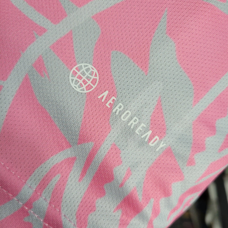 camisa-masculina-real-madrid-madri-2023-24-torcedor-rosa-branco-branca-ronaldo-cr7-kroos-vini-jr-fly-emirates-dragao