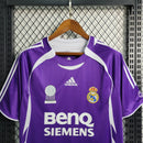 camisa-masculina-real-madrid-madri-away-reserva-2-2006-07-adidas-retro-branca-branco-roxa-roxo-cinza-ronaldo-cr7-benq-siemens