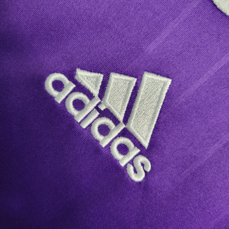camisa-masculina-real-madrid-madri-away-reserva-2-2006-07-adidas-retro-branca-branco-roxa-roxo-cinza-ronaldo-cr7-benq-siemens