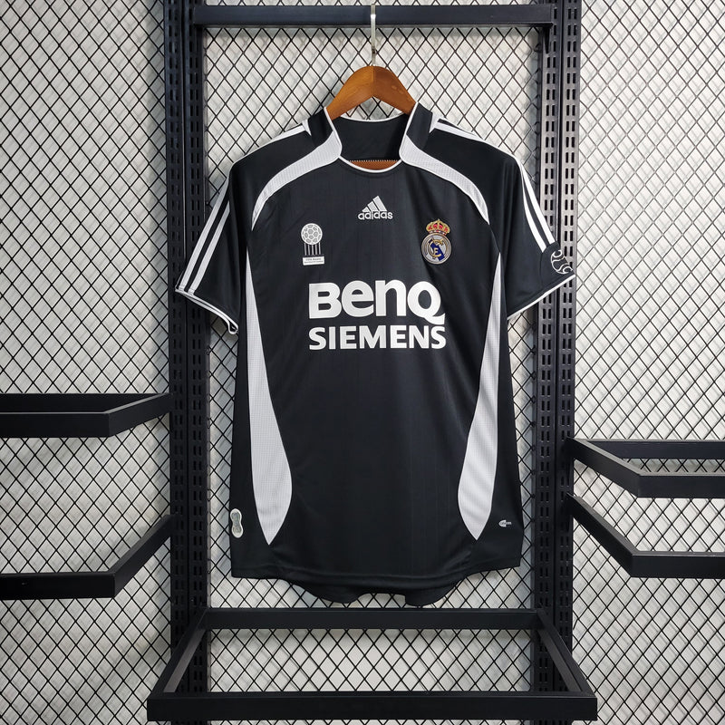 camisa-masculina-real-madrid-madri-away-reserva-2-2006-07-retro-branca-branco-preto-preta-ronaldo-cr7-benq-siemens