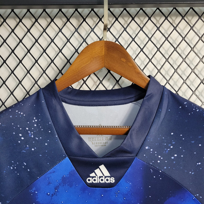 camisa-masculina-real-madrid-madri-away-reserva-2-2018-19-adidas-retro-azul-branca-branco-ronaldo-cr7-fly-emirates-better