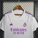 camisa-masculina-real-madrid-madri-goleiro-2023-24-adidas-torcedor-branco-branca-roxo-roxa-ronaldo-courtois-cr7-emirates-fly-better
