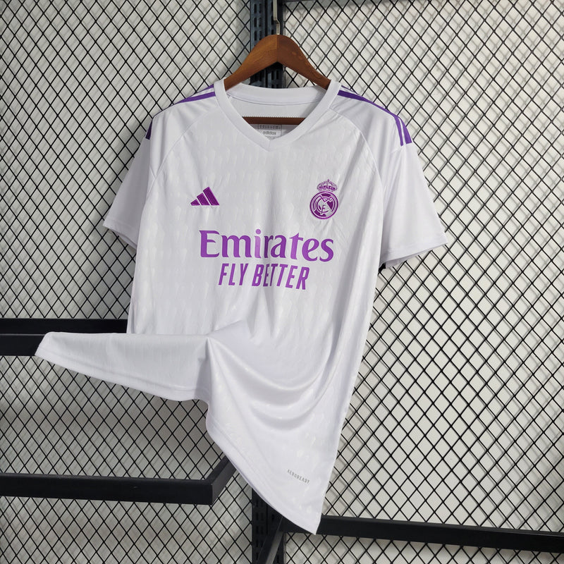 camisa-masculina-real-madrid-madri-goleiro-2023-24-adidas-torcedor-branco-branca-roxo-roxa-ronaldo-courtois-cr7-emirates-fly-better
