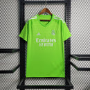 camisa-masculina-real-madrid-madri-goleiro-2023-24-adidas-torcedor-verde-branca-branco-ronaldo-courtois-cr7-emirates-fly-better
