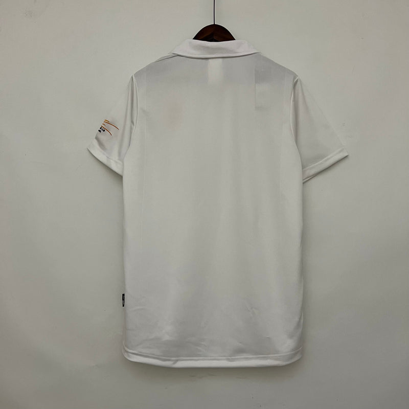 camisa-masculina-real-madrid-madri-home-titular-1-2002-03-adidas-retro-branco-branca-ronaldo-cr7-gola-siemens-mobile
