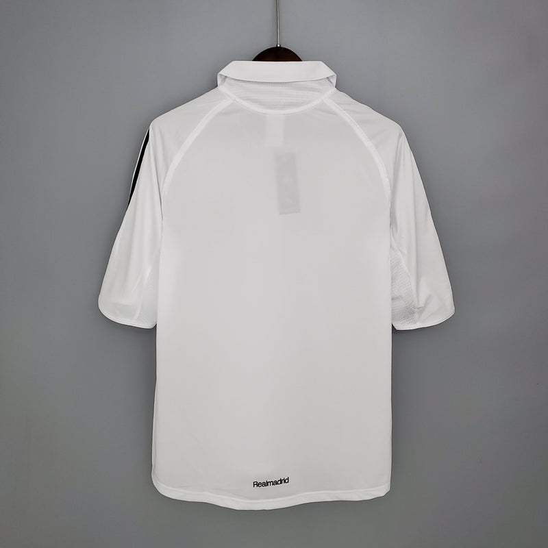 camisa-masculina-real-madrid-madri-home-titular-1-2005-06-adidas-retro-branco-branca-preto-preta-ronaldo-cr7-siemens-gola-v