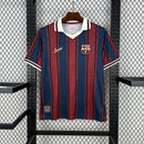 camisa-pronta-entrega-barcelona-blaugrana-edicao-especial-2025-26-nike-torcedor-masculina-masculino-vermelho-vermelha-azul-messi-de-jong-alba-fati-dest-balde-gavi