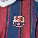 camisa-pronta-entrega-barcelona-blaugrana-edicao-especial-2025-26-nike-torcedor-masculina-masculino-vermelho-vermelha-azul-messi-de-jong-alba-fati-dest-balde-gavi
