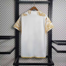 camisa-real-madrid-edicao-especial-2023-24-adidas-emirates-fly-better-torcedor-masculina-masculino-branca-branco-dourado-dourada-dorado-dorada-vini-jr-mbappe-rodrygo-modric-bellingham-endrick-valverde-camavinga-carvajal-lucas-vasquez