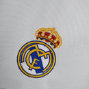 camisa-real-madrid-madri-2021-22-adidas-home-titular-1-torcedor-masculina-branca-branco-azul-laranja-cr7-vini-jr-kroos-ronaldo-fly-emirates-better