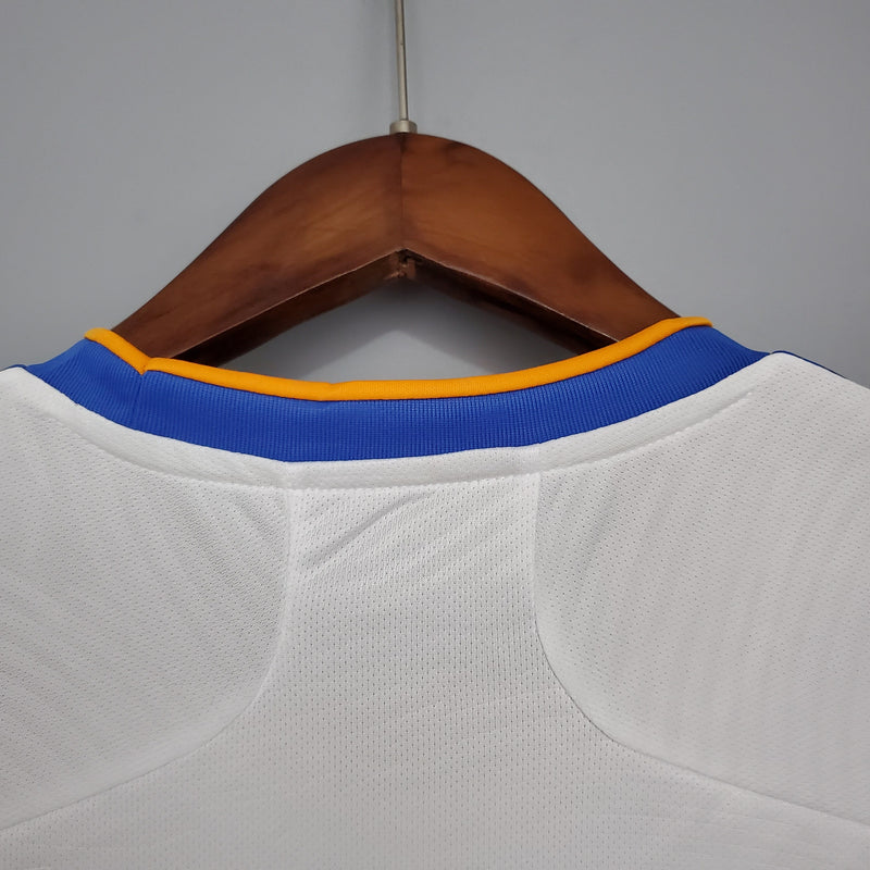 camisa-real-madrid-madri-2021-22-adidas-home-titular-1-torcedor-masculina-branca-branco-azul-laranja-cr7-vini-jr-kroos-ronaldo-fly-emirates-better