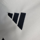 camisa-real-madrid-madri-home-titular-1-2023-24-adidas-emirates-fly-better-torcedor-feminina-branca-branco-azul-cr7-vini-jr-kroos