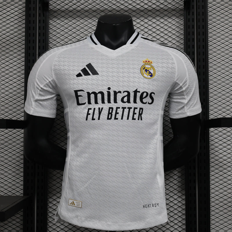 camisa-real-madrid-madri-home-titular-1-2024-25-adidas-jogador-emirates-fly-better-branca-branco-preto-preta-ronaldo-cr7-vini-jr-mbappe
