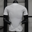 camisa-real-madrid-madri-home-titular-1-2024-25-adidas-jogador-emirates-fly-better-branca-branco-preto-preta-ronaldo-cr7-vini-jr-mbappe
