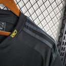 camisa-real-madrid-madri-third-3-terceira-2023-24-adidas-emirates-fly-better-torcedor-masculina-masculino-preto-preta-dourada-dourado-dorado-dorada-vini-jr-kroos-rodrygo-modric-bellingham-asencio-valverde-alaba-carvajal-lucas-vasquez
