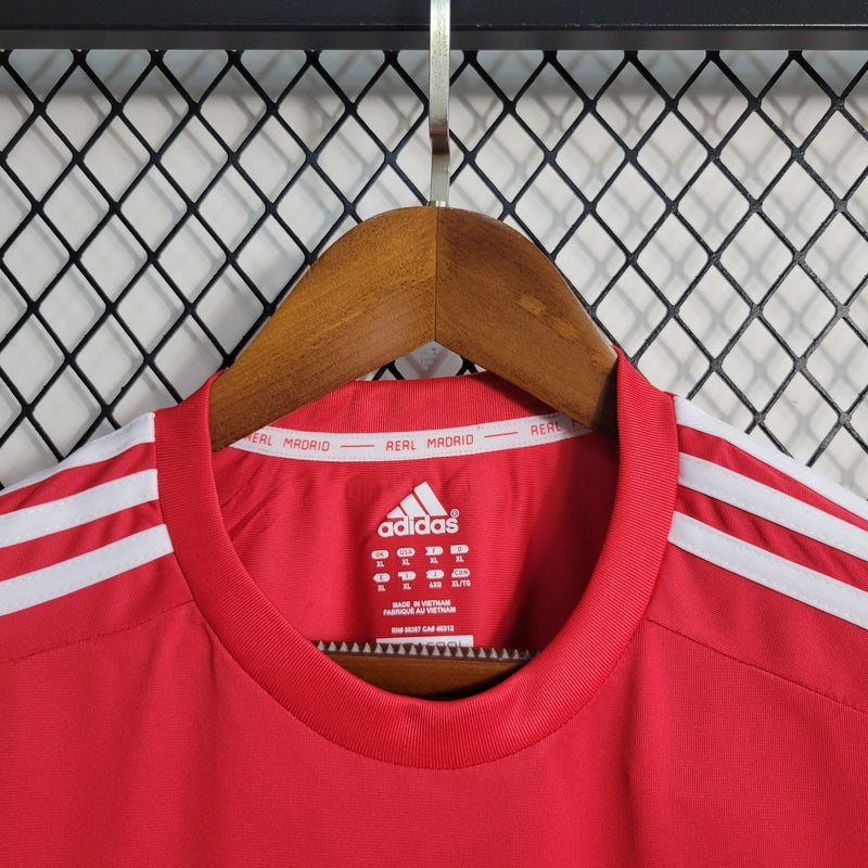 camisa-real-madrid-madri-third-terceira-3-2011-12-adidas-bwin-retro-vintage-masculina-masculino-vermelha-vermelho-branca-branco-cr7-cristiano-ronaldo-benzema-higuain-kaka-di-maria-xabi-alonso-ozil-sergio-ramos-marcelo-khedira
