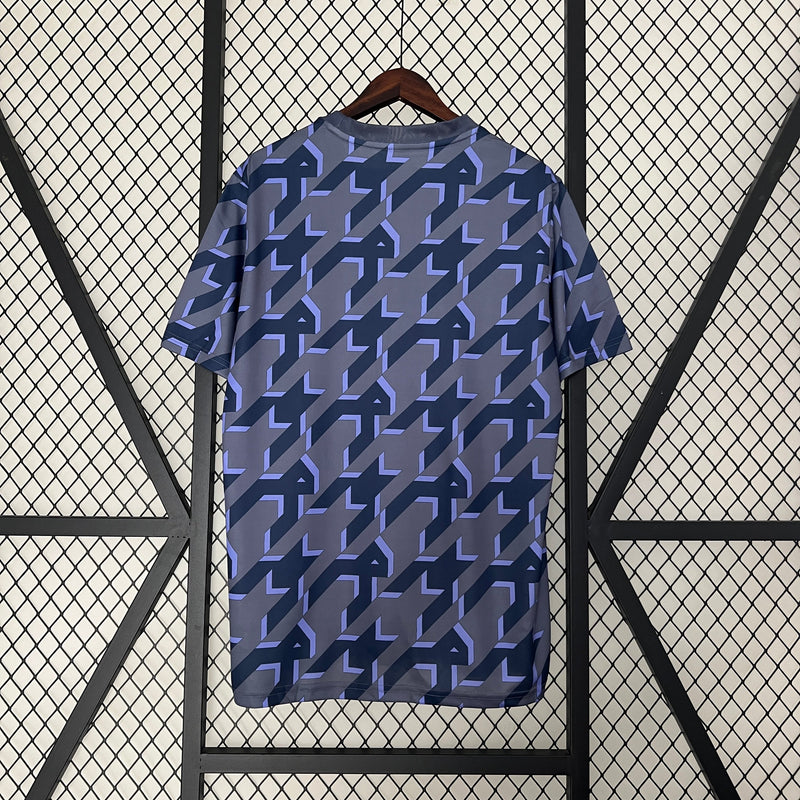 camisa-real-madrid-madri-treino-torcedor-adidas-masculina-2024-25-azul-lilas-cr7-ronaldo-vini-jr-mbappe