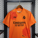 camisa-real-madrid-madrid-y3-2024-25-adidas-emirates-fly-better-torcedor-masculina-masculino-preto-preta-laranja-vini-jr-mbappe-rodrygo-modric-bellingham-asencio-endrick-valverde-alaba-camavinga-tchouameni-carvajal-lucas-vasquez
