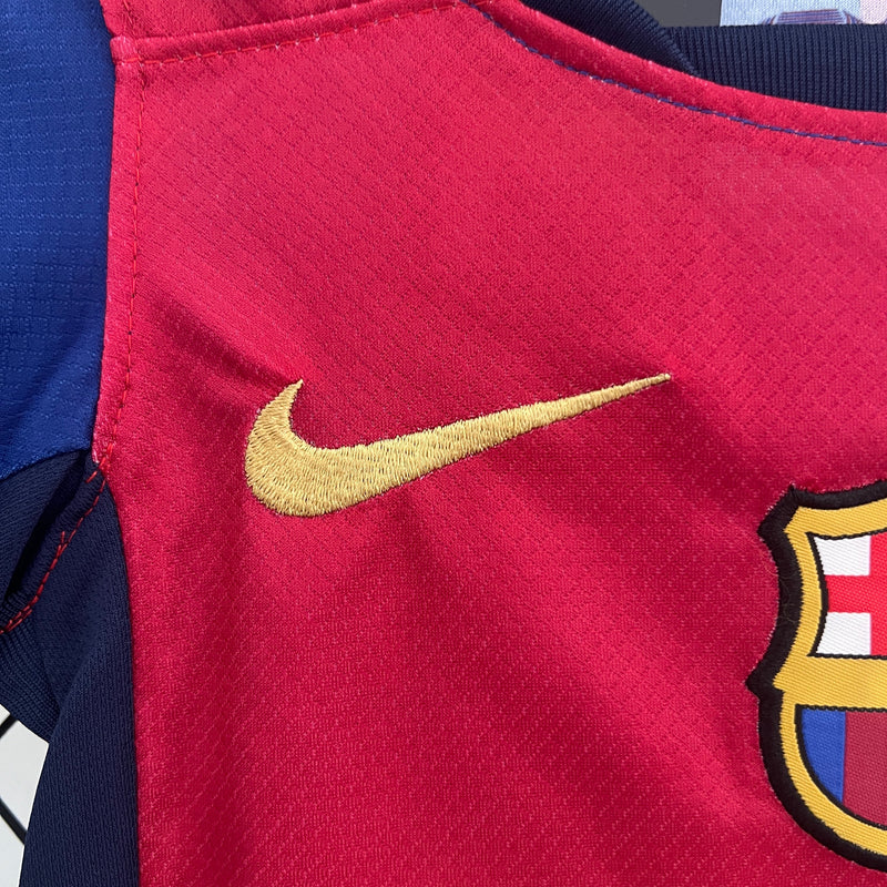 conjunto-kit-infaltil-kids-barcelona-barca-home-titular-1-2024-25-nike-torcedor-vermelha-vermelho-azul-fcb-spotify-messi-neymar
