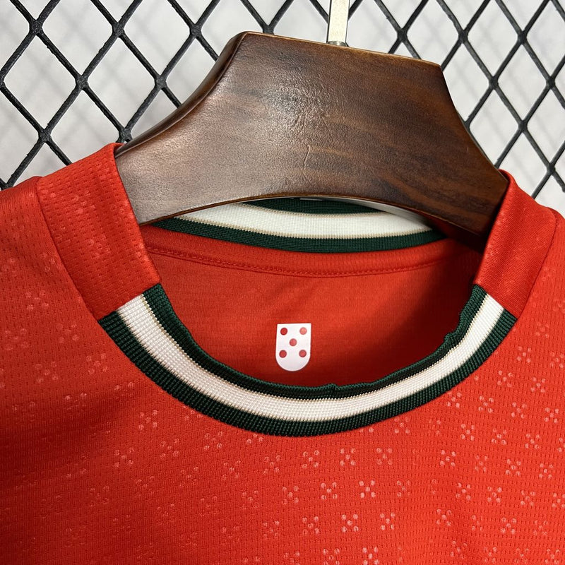 Camisa Seleção Portugal Home 2025/26 - Puma Torcedor Masculina - Vermelha/Verde
