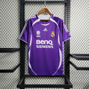 Camisa Pronta Entrega Real Madrid Away 2006/07 - Adidas Retrô Masculina - Roxa/Branca