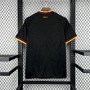 Camisa Seleção Espanha Edição Especial 2026/27 - Adidas Torcedor Masculina - Preta/Dourado